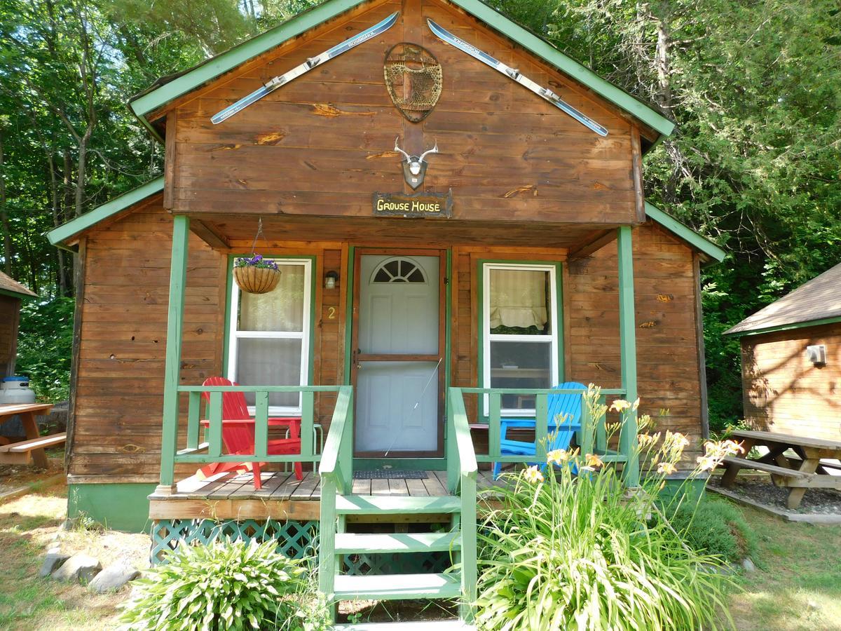 Pine Crest Motel & Cabins Barton Екстер'єр фото
