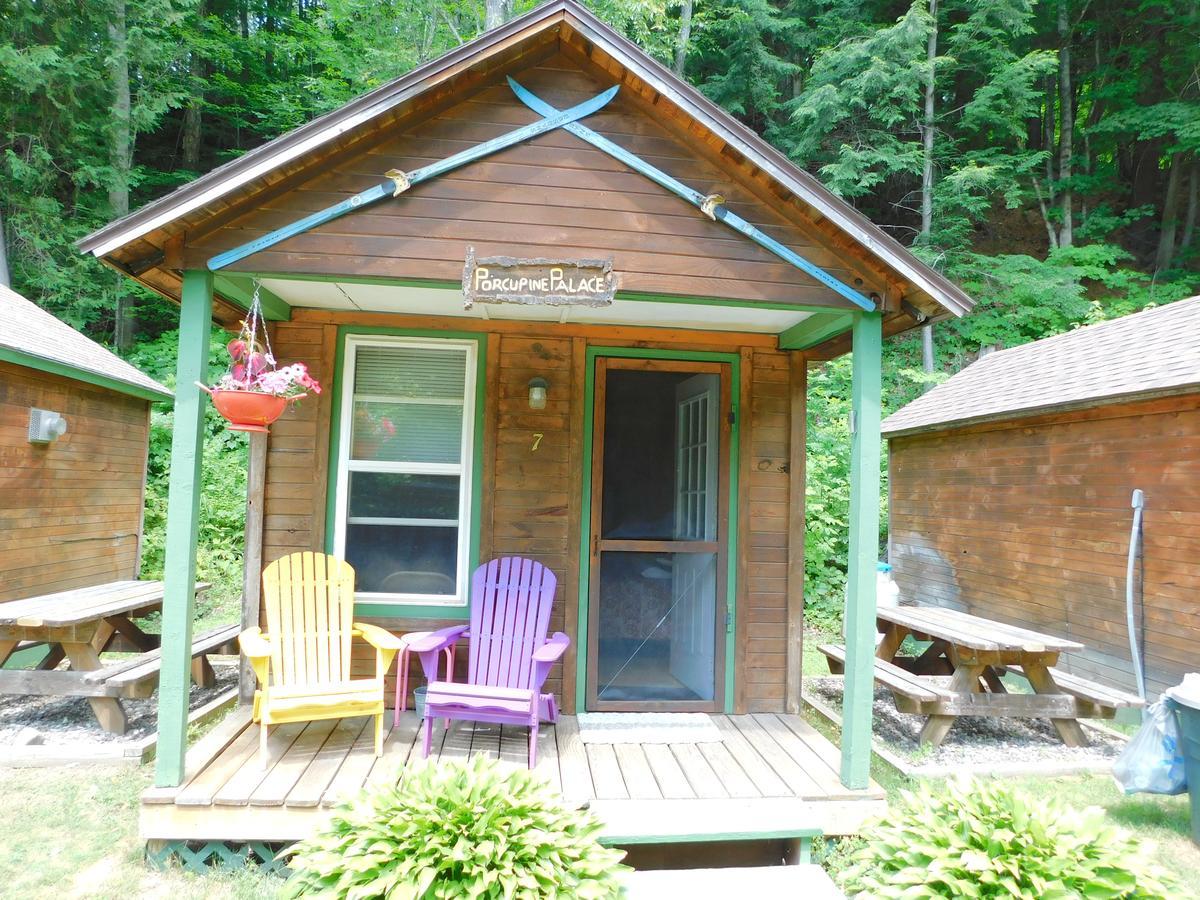 Pine Crest Motel & Cabins Barton Екстер'єр фото